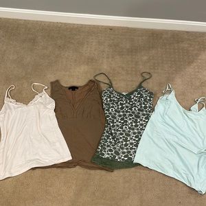 Bundle of 4 tank tops- all size small